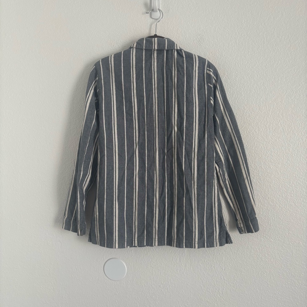 Garnet Hill Women's Size XS Blue Stripe Flannel Long Sleeve Button Pajama Top - Picture 4 of 4